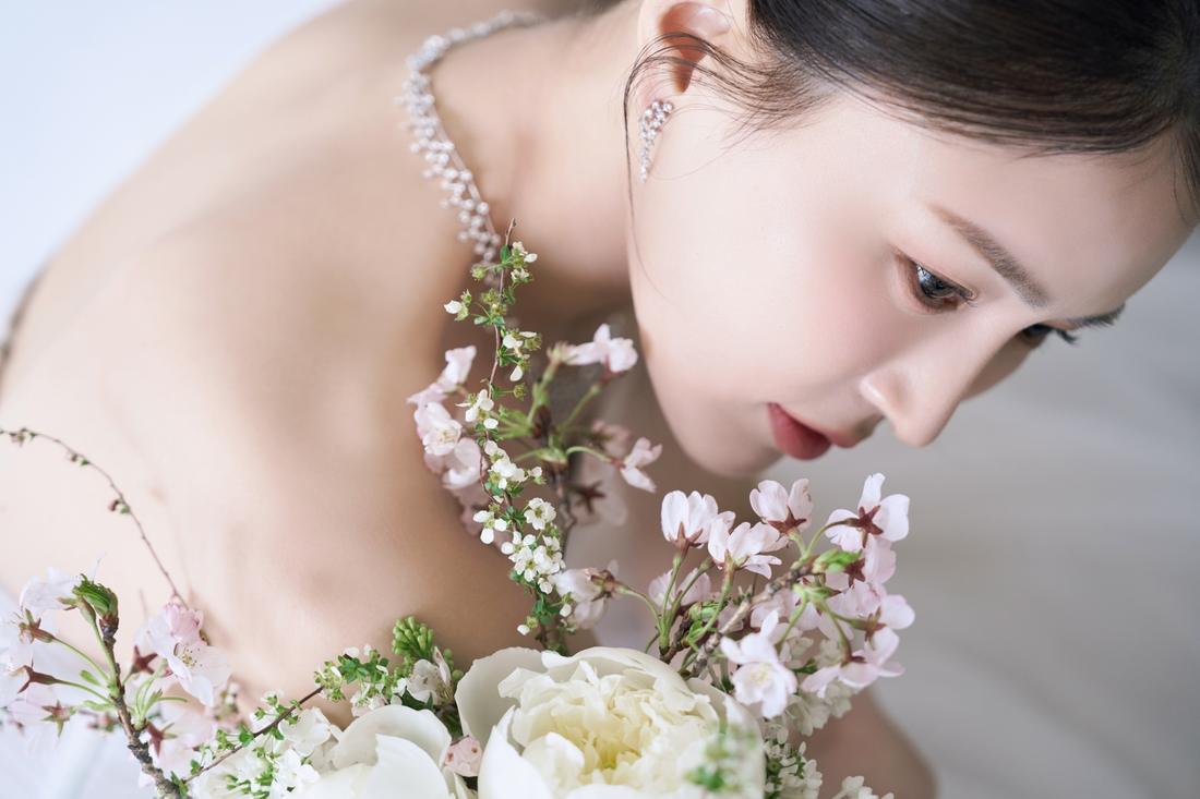 아치형 다이아 스프레이 목걸이·귀걸이 세트 화보